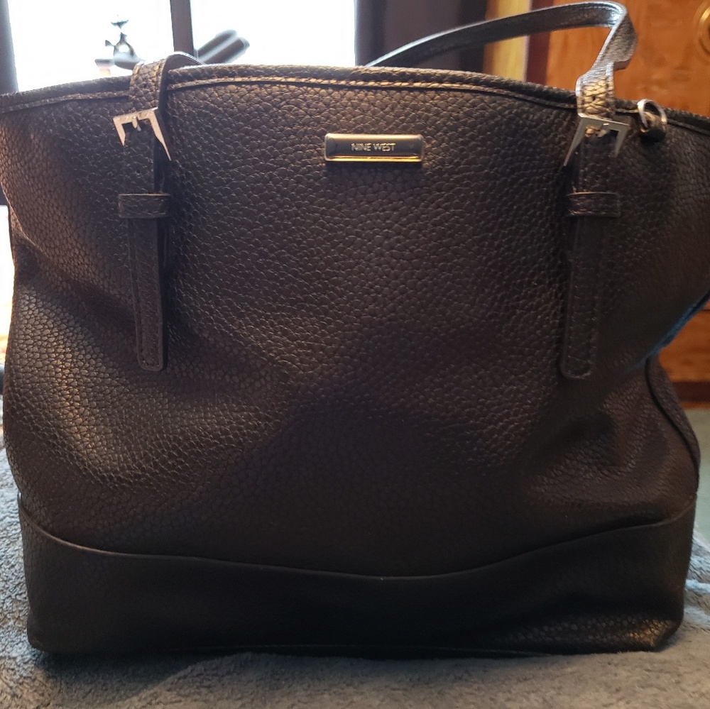 Nine west tote